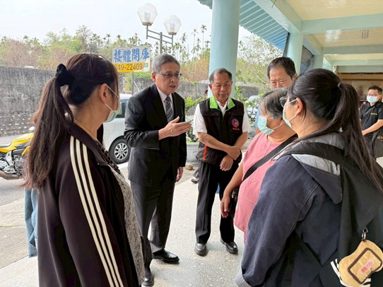 周士榆檢察長慰問關懷死者家屬